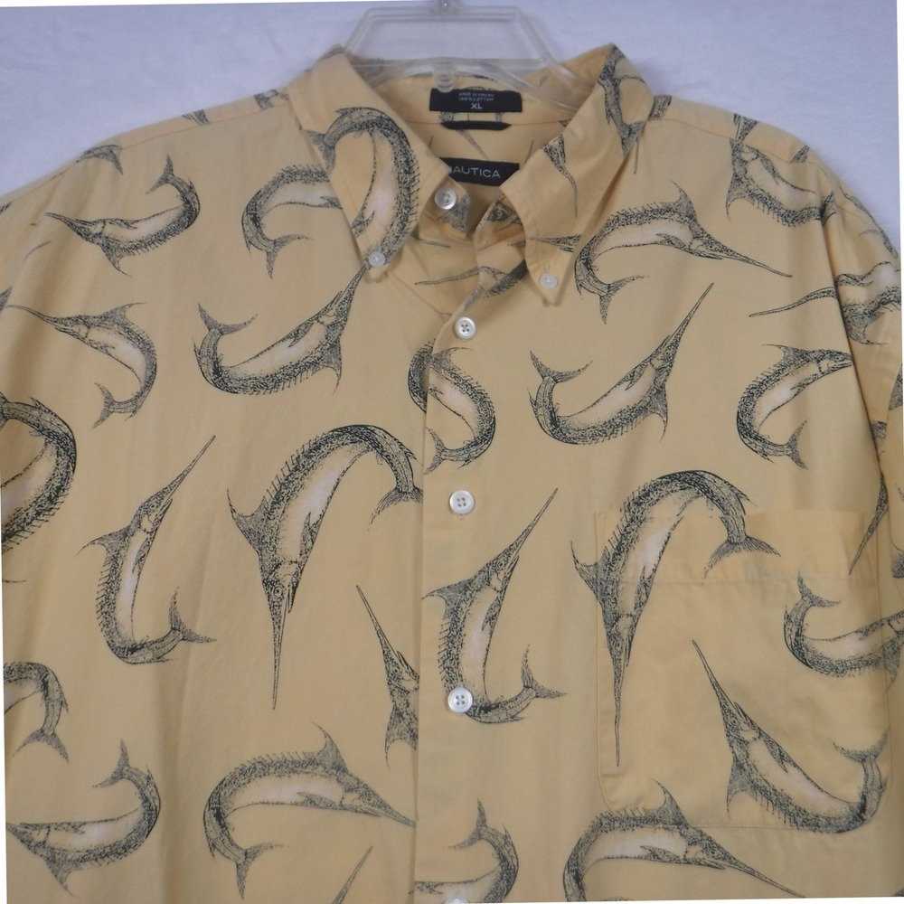 Nautica Mens XL Yellow Marlin Fish Print Short Sleeve Button Down Cotton Shirt